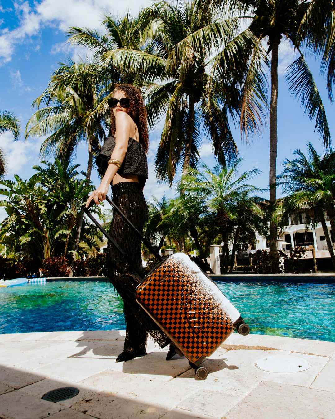 SPRAYSHARKS WORLDWIDE SHARKITECTURE CARRY-ON LUGGAGE - Image 7