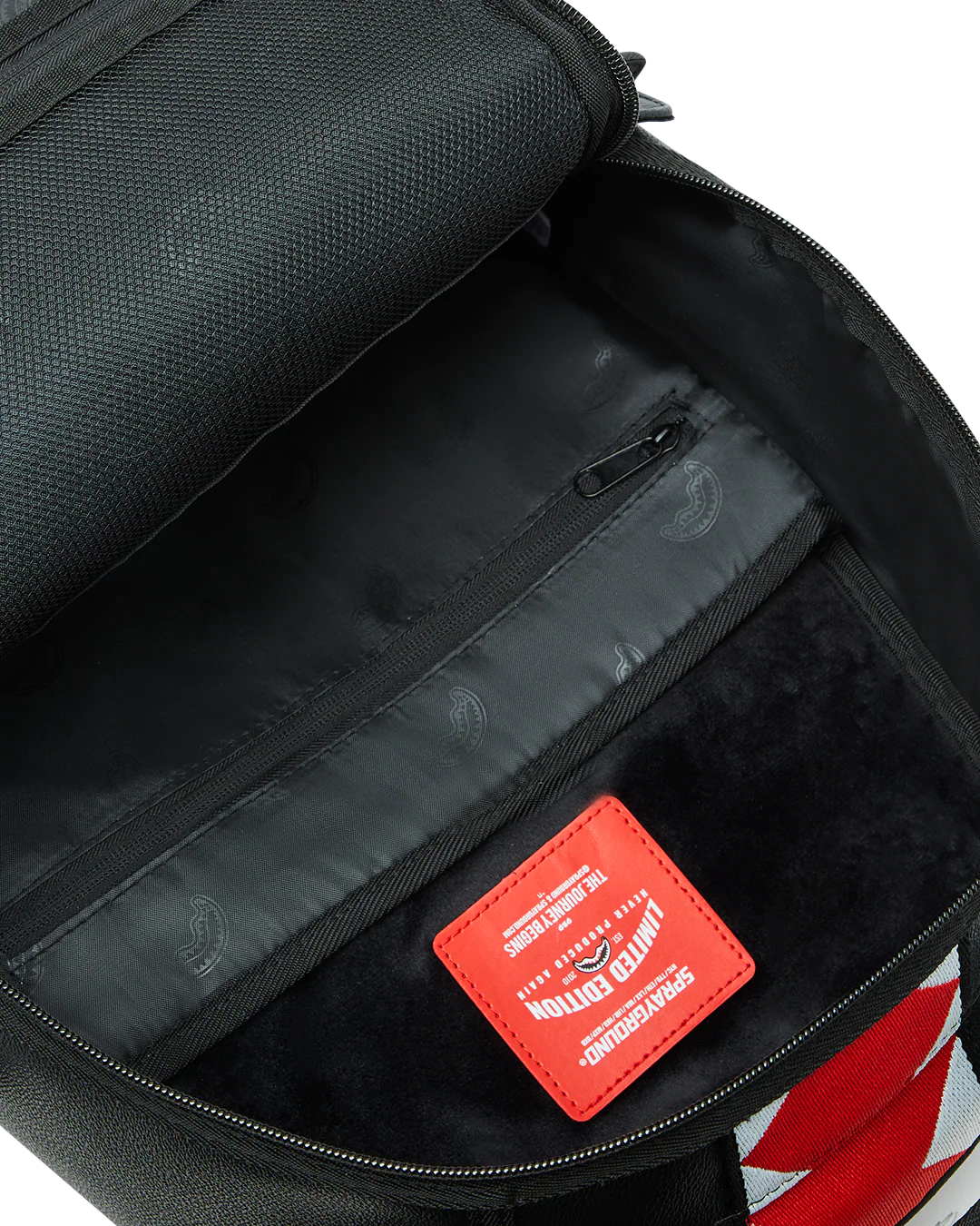 ALL CHEWED UP BACKPACK (DLXV) - Image 12