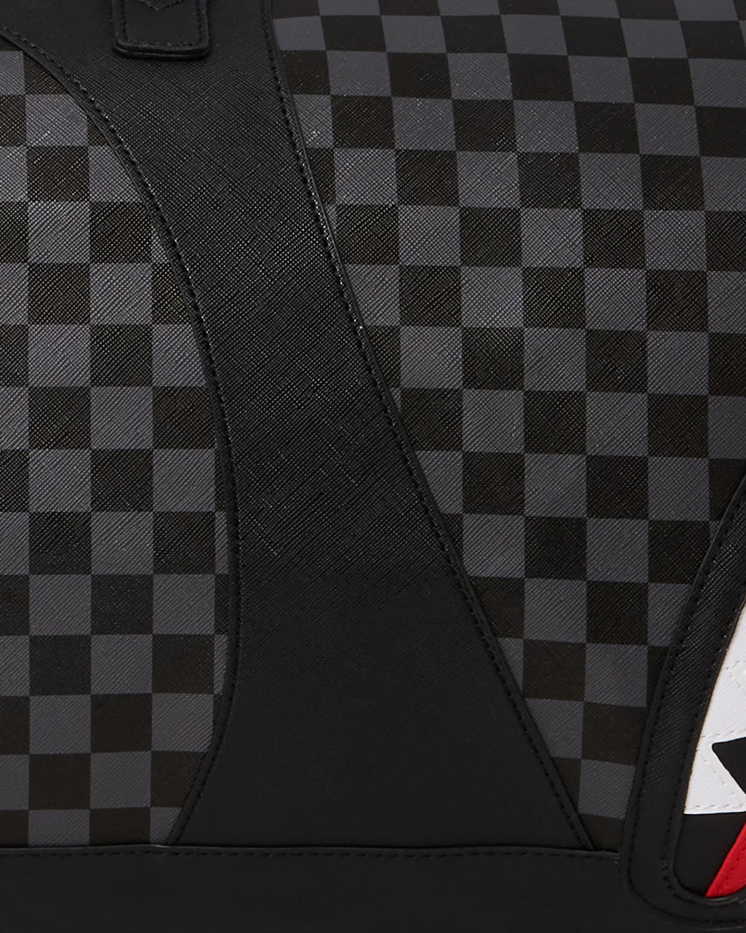 HENNY AIIR TO THE THRONE DUFFLE - Image 13