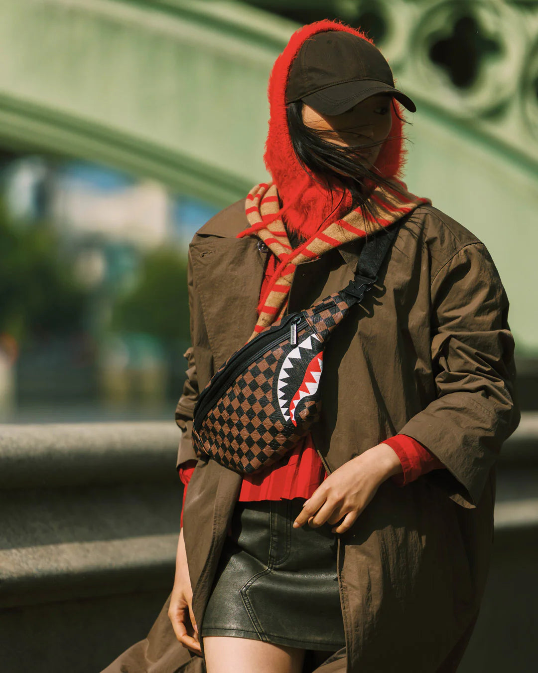 THE PRIVATE JET SHARK CLUB SAVVY CROSSBODY - Image 8
