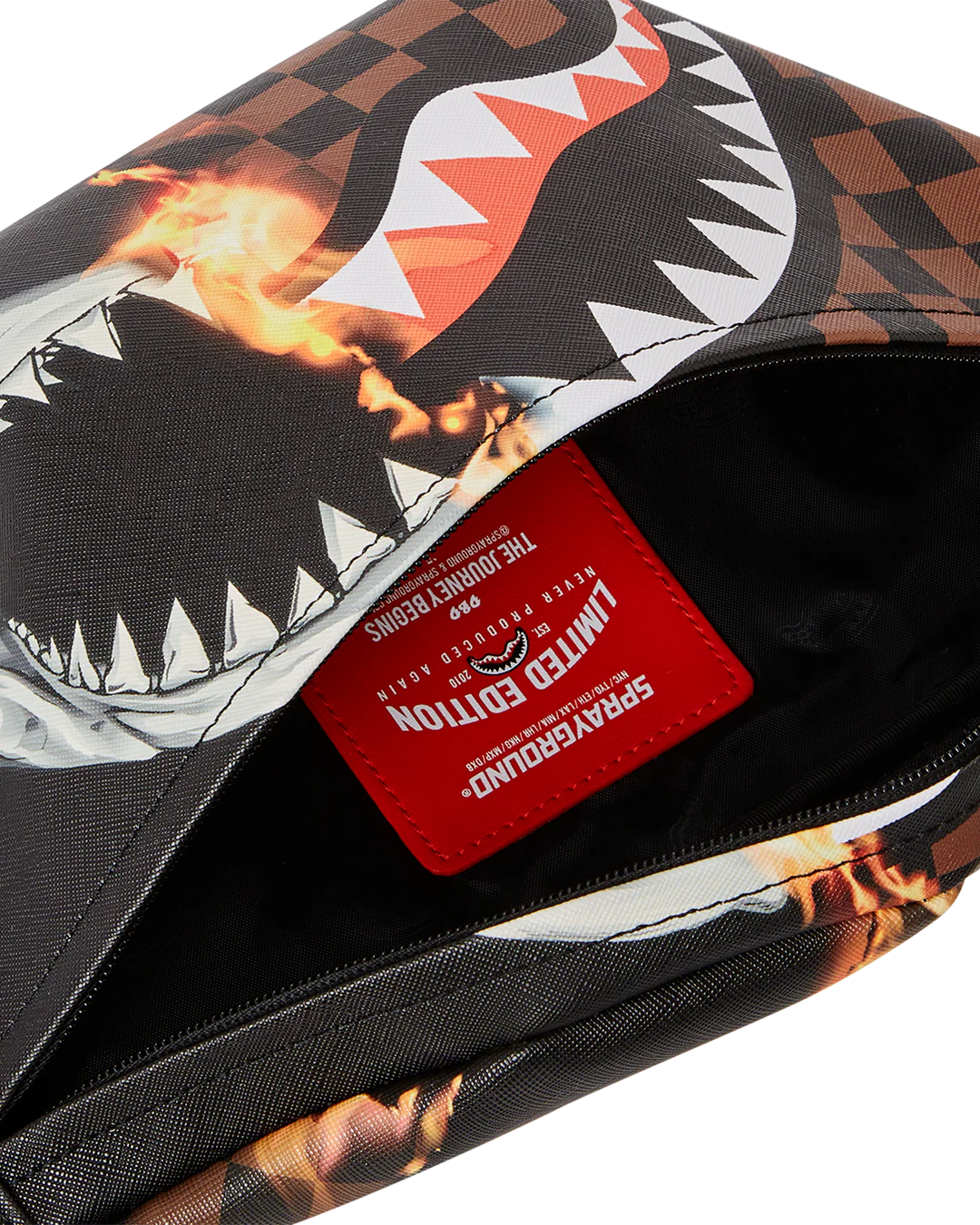 SHARKS IN PARIS UNSTOPPABLE SAVVY CROSSBODY - Image 7