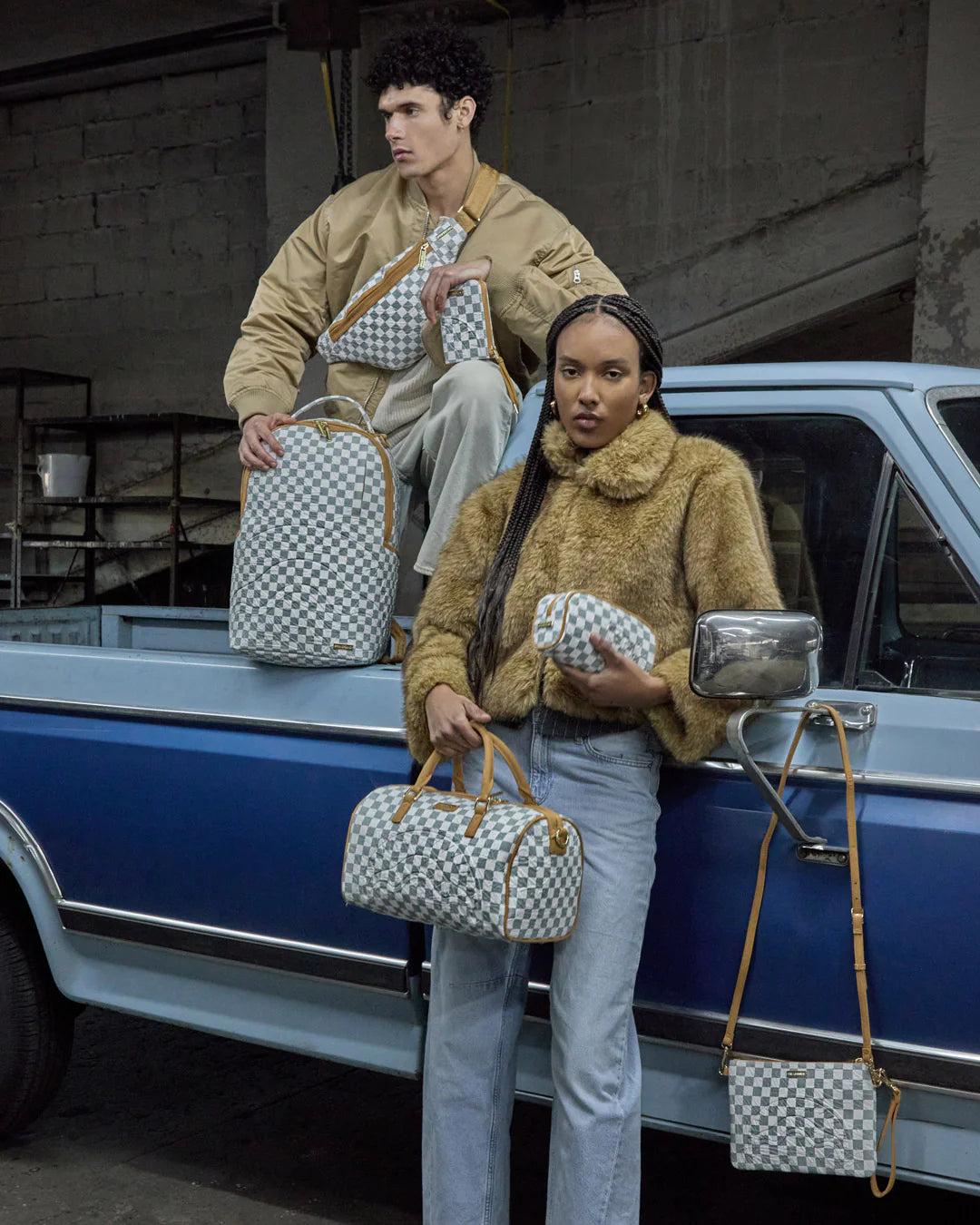 THE PRIVATE JET SHARK CLUB - HIGH ALTITUDE SAVVY CROSSBODY - Image 4
