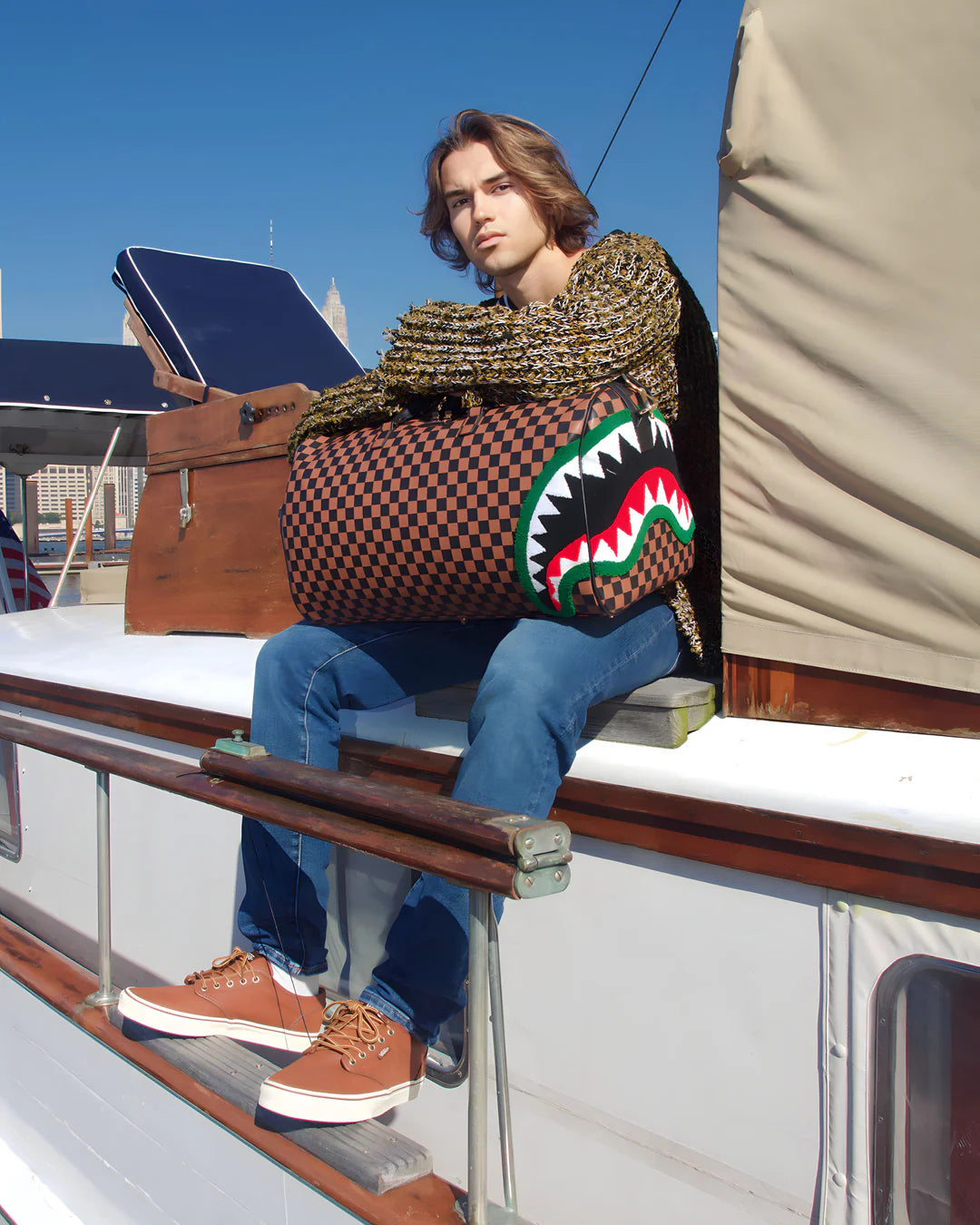 ROMEO AIR ITALIA SHARK DUFFLE - Image 4