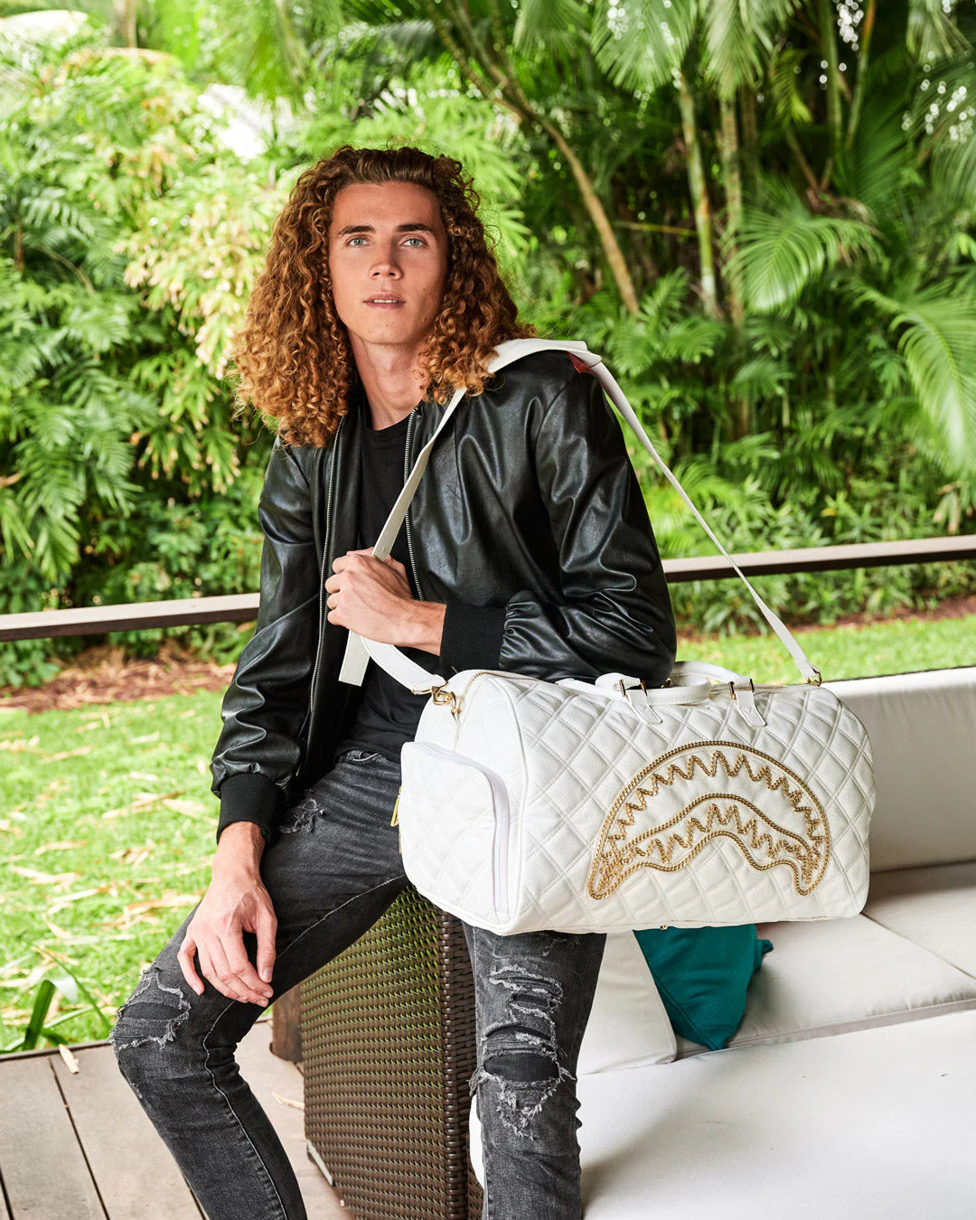 RIVIERA LE BLANC GOLD CHAIN SHARK DUFFLE - Image 2