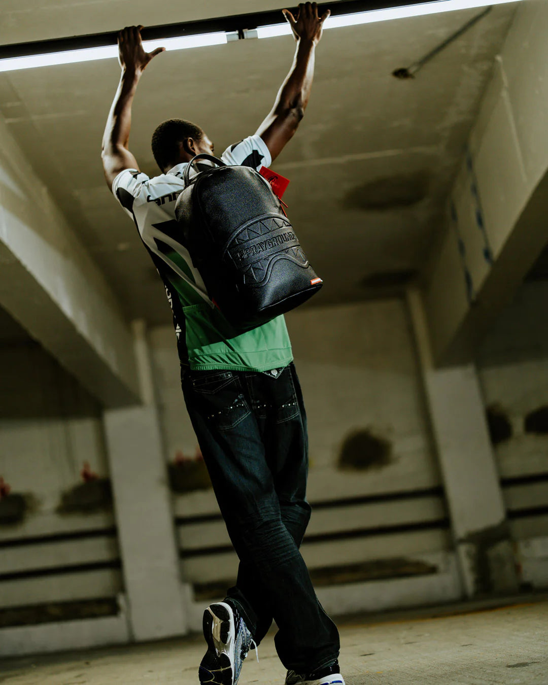 SHADOW SMASH BITE BACKPACK - Image 2