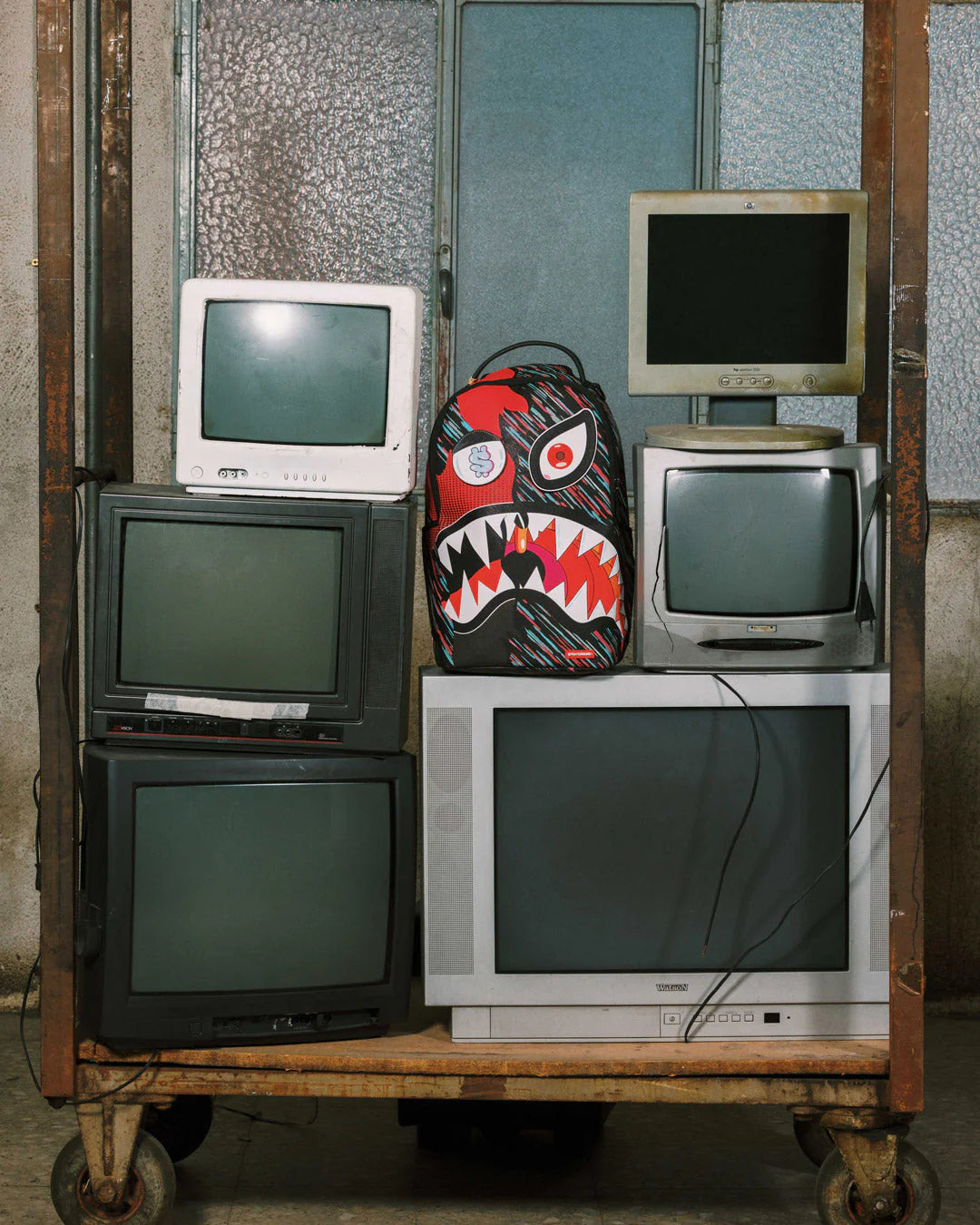 HYPER DRIVEN SHARK BACKPACK (REMOVABLE SET OF EYES) - Image 11