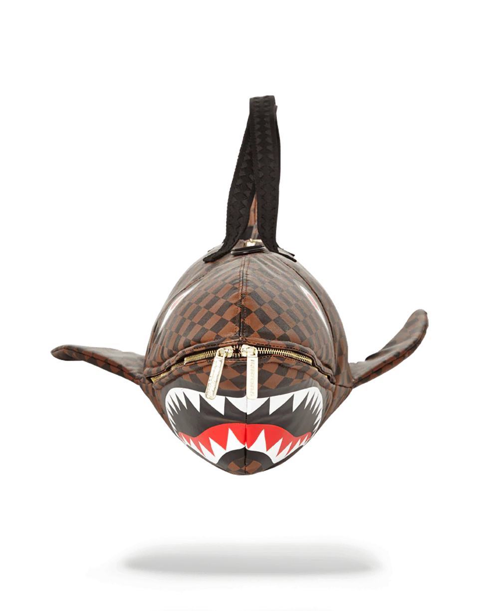 A SHARK IN PARIS - Image 3