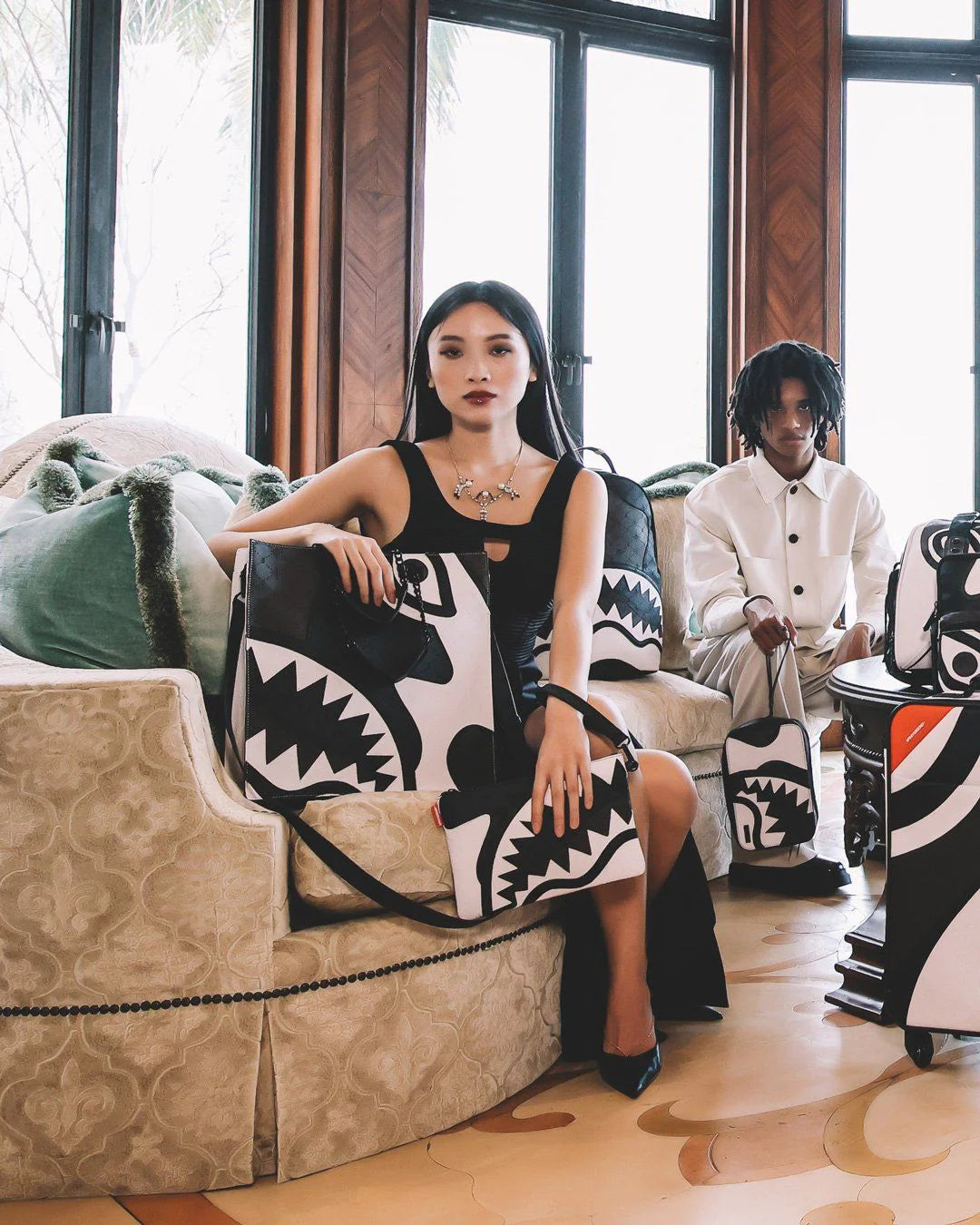 V.V.I.P. LOFT TOTE - Image 5