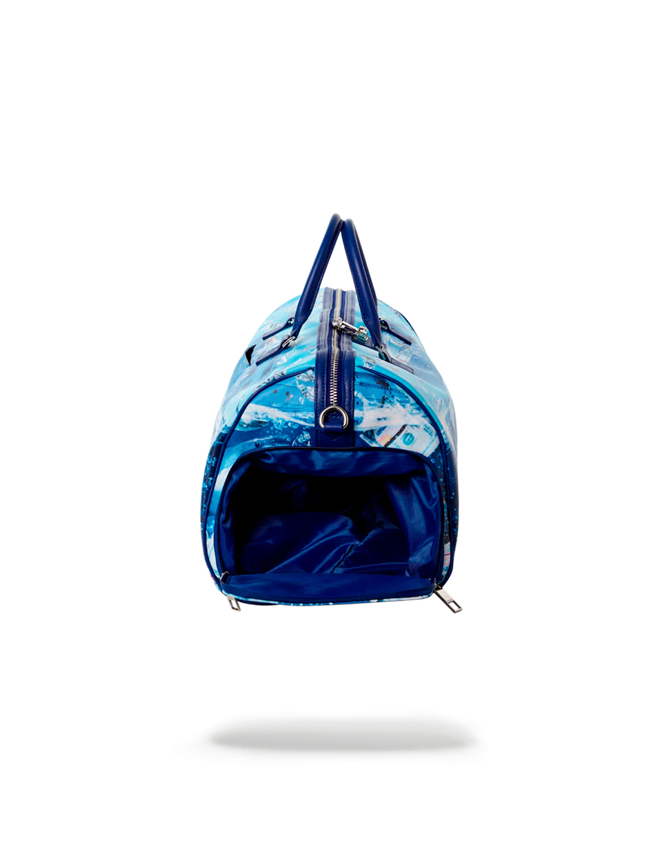 THE SHARK PARTY DUFFLE - Image 9