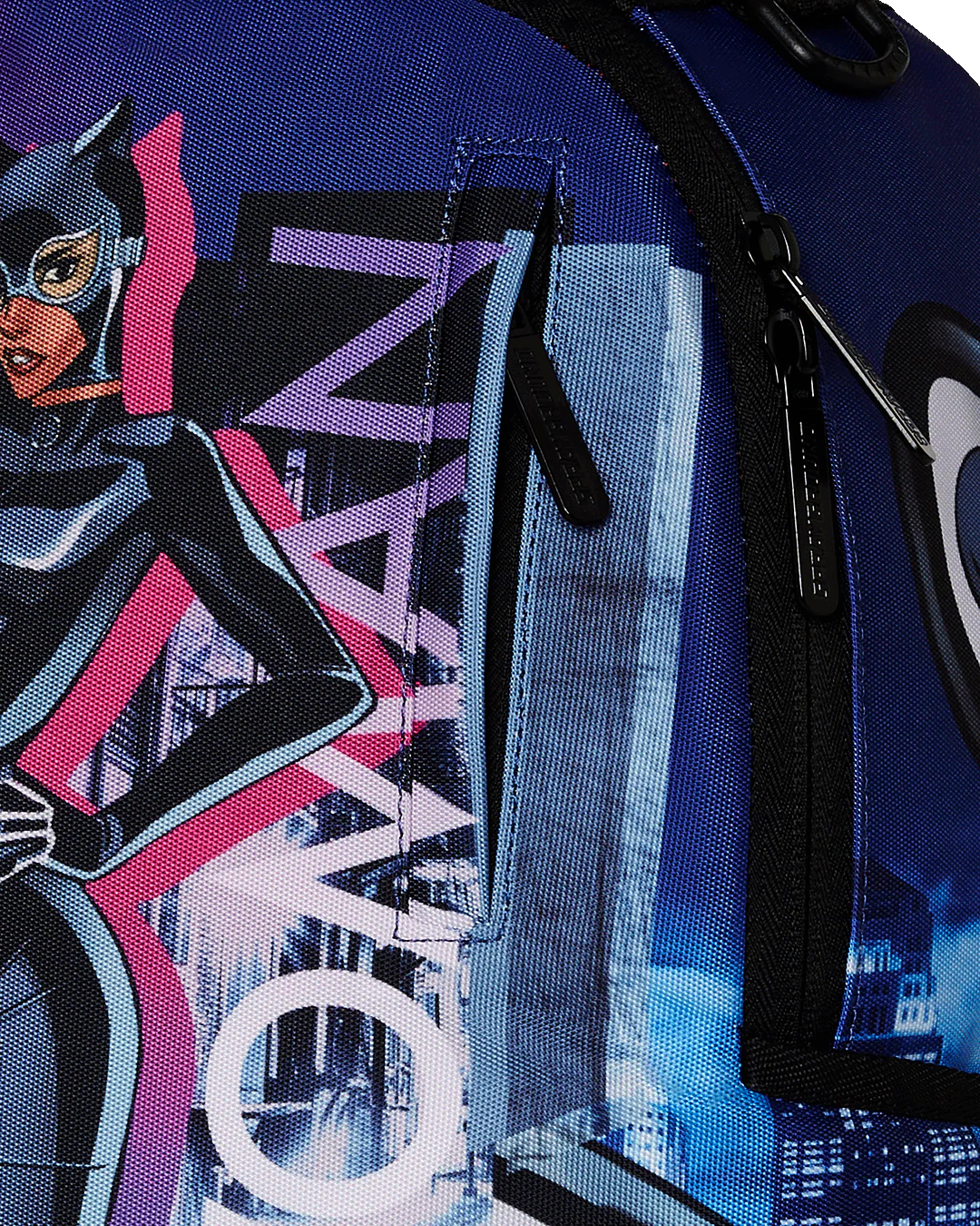 CATWOMAN: GOTHAM AFTER DARK DLXR BACKPACK - Image 6