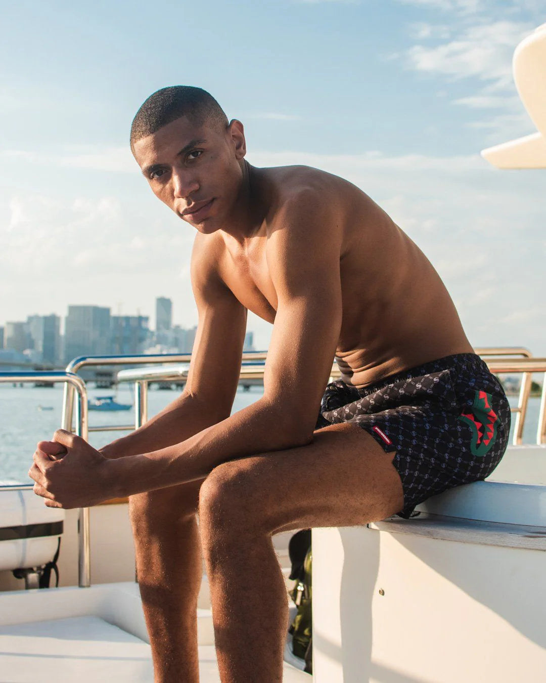 MIDNIGHT MONEY PATTERN SHOTO SWIM TRUNKS - Image 5