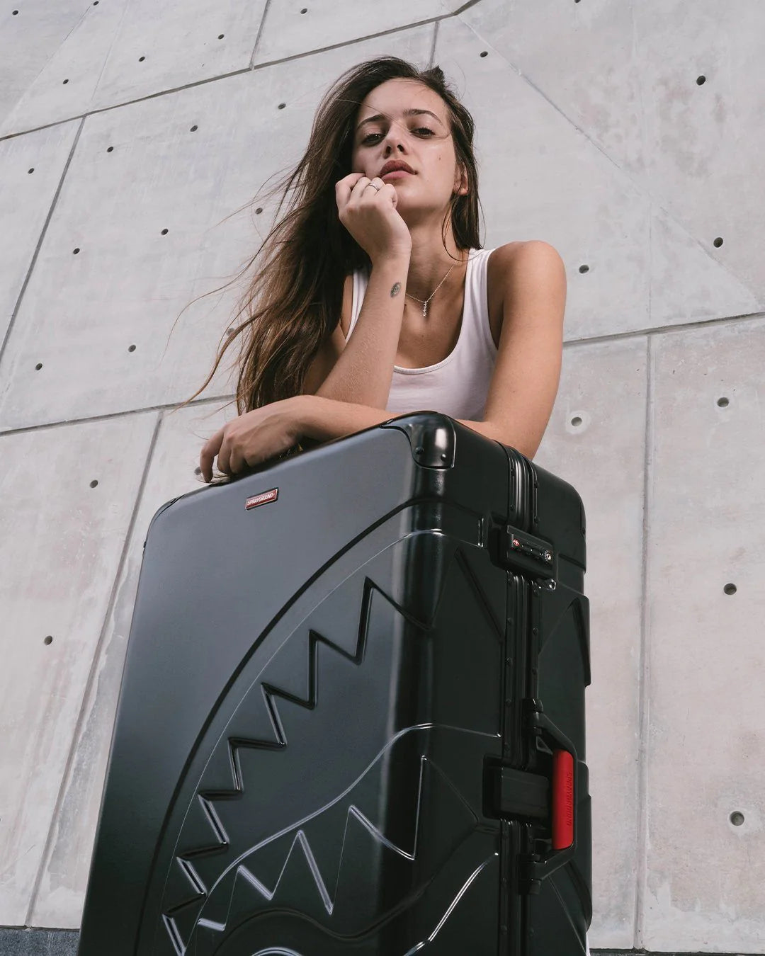 SHARKITECTURE MOLDED 29” FULL-SIZE LUGGAGE - Image 2