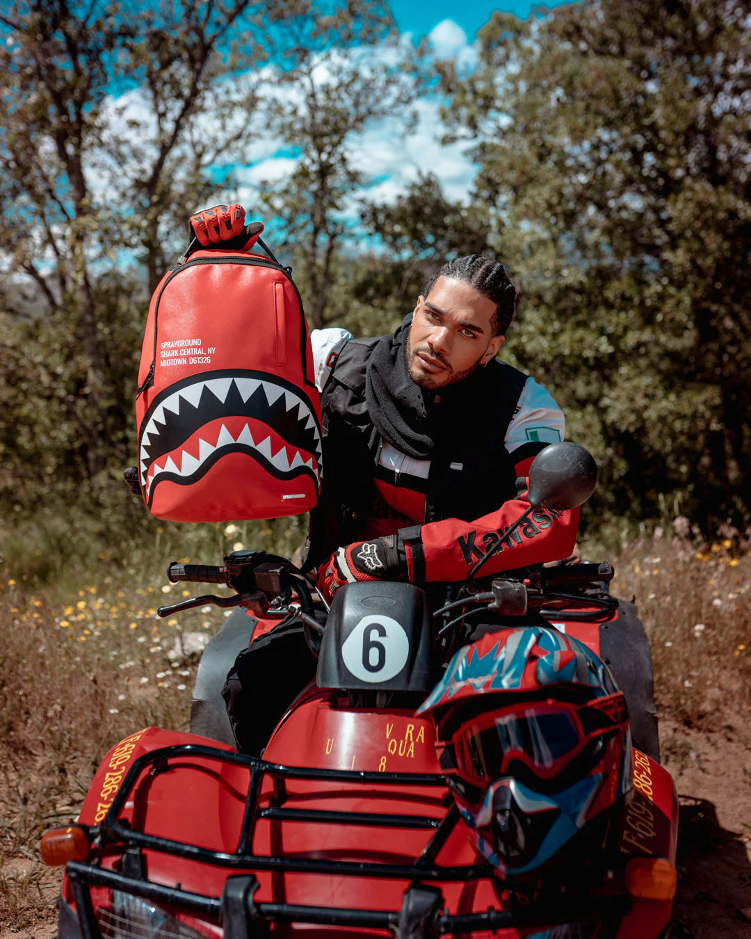 SHARK CENTRAL (RED) (DLXV) - Image 9