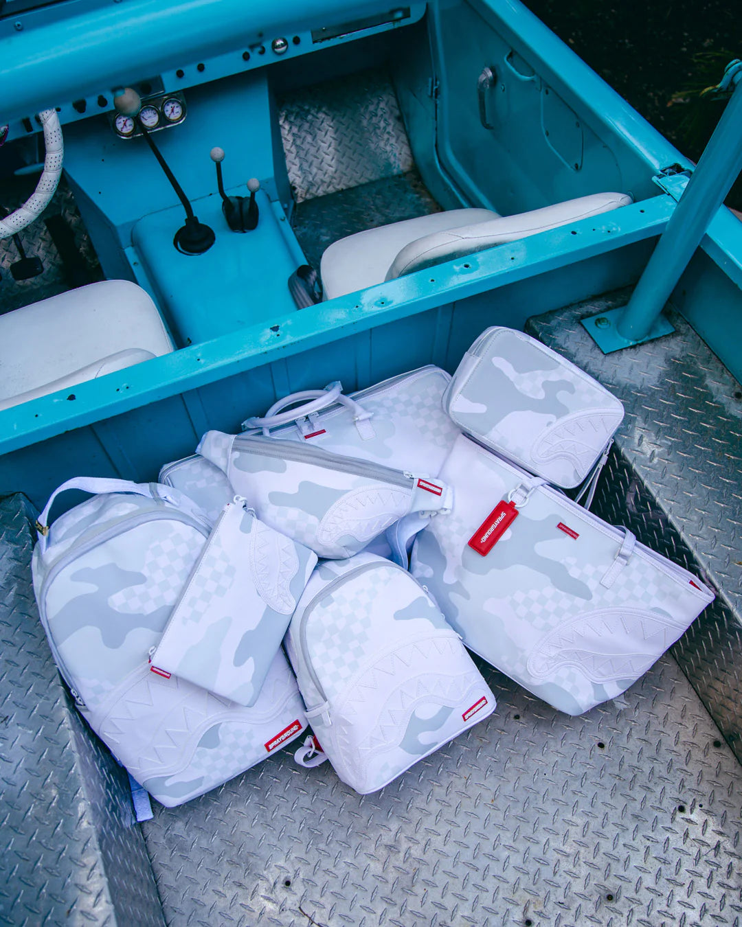 3AM LE BLANC DUFFLE - Image 6