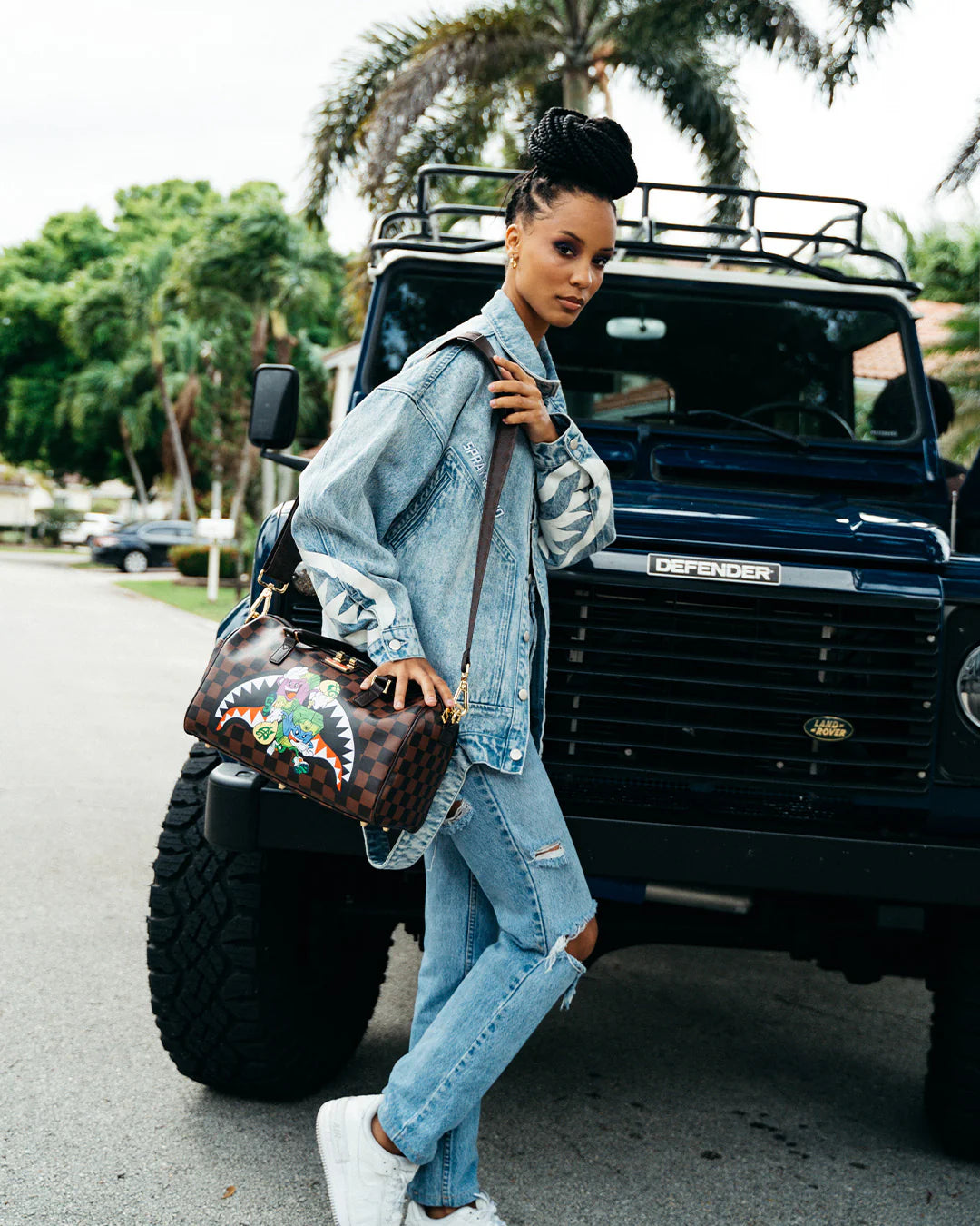 MONEY CHASER MINI DUFFLE - Image 3