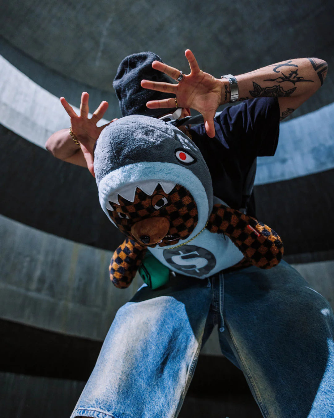 THE RIZZLER MONEYBEAR TEDDYBEAR BACKPACK - Image 5
