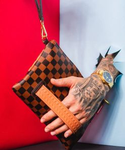 Alternative view of HENNY CROSSOVER CLUTCH