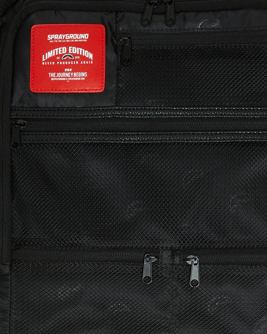 LENTICULAR EFFECTS SOFT SHELL CARRY-ON LUGGAGE - Image 10