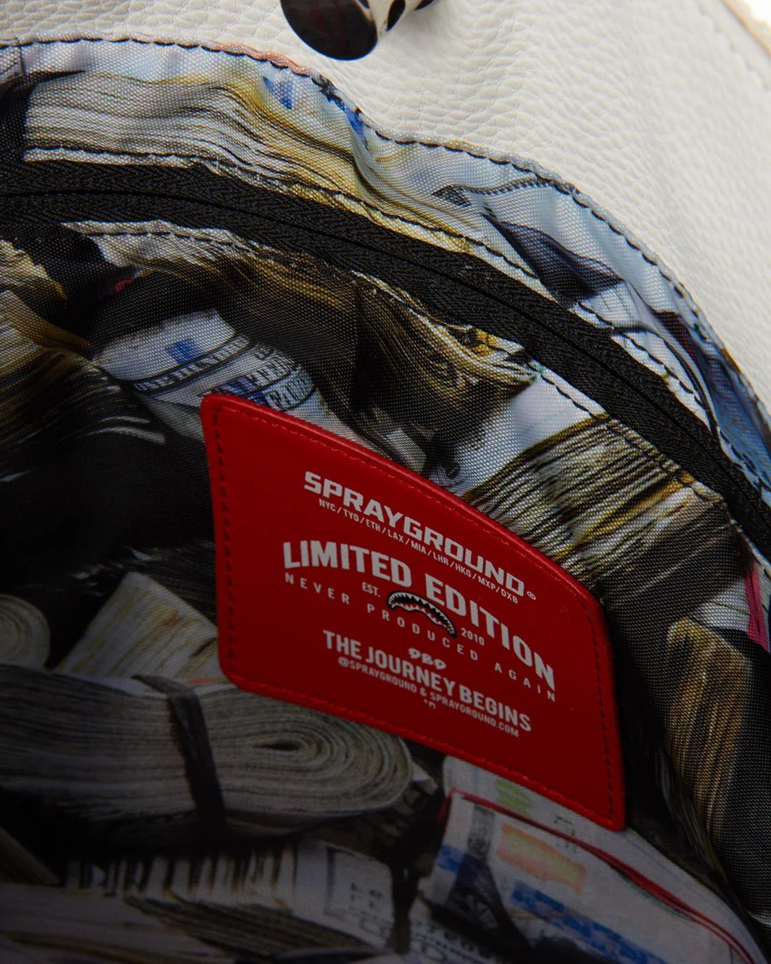 SHARKS OF THE WORLD TOTE - Image 10