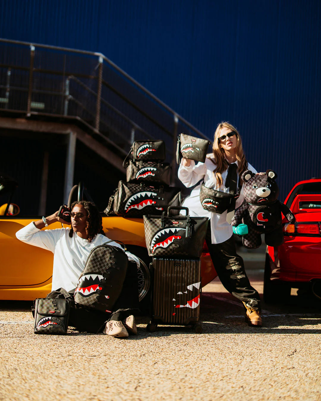 SPEED SHARK SIDE SWIPE MESSENGER SLING BAG - Image 2