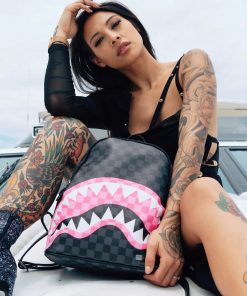 Alternative view of SHARKS IN CANDY SAVAGE