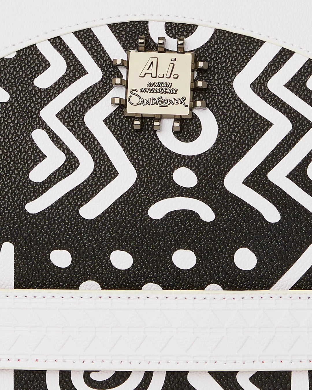 A.I.8 AFRICAN INTELLIGENCE - ORIGIN STORY CROSSOVER CLUTCH - Image 11