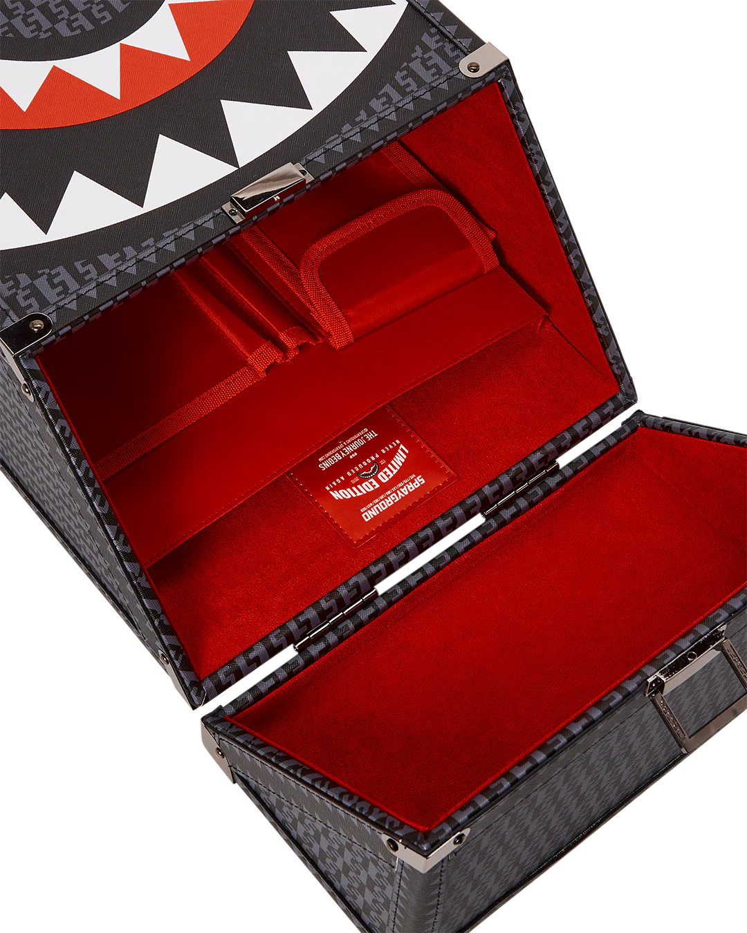 SPRAYGATTI REVV CHATURANGA SHARK 1900 BACKPACK - Image 11