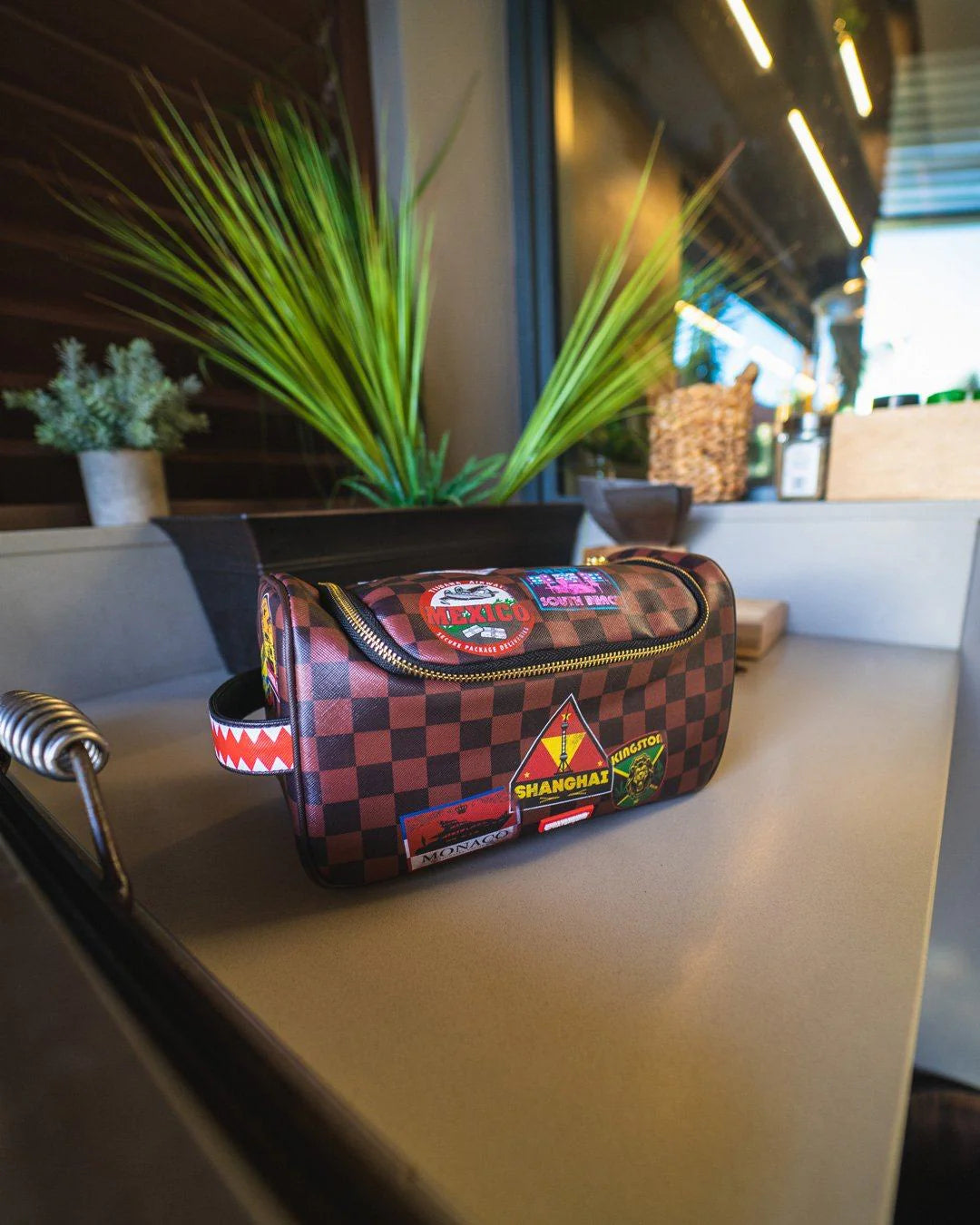 GLOBAL MOGUL TOILETRY BAG - Image 8