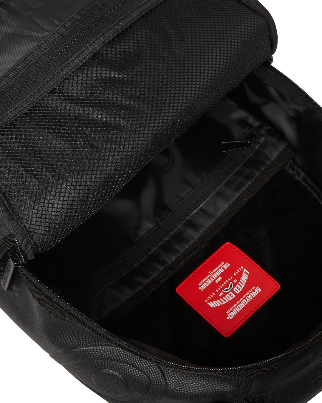 NIGHTSHARKS WORLDWIDE DLXSV BACKPACK - Image 13