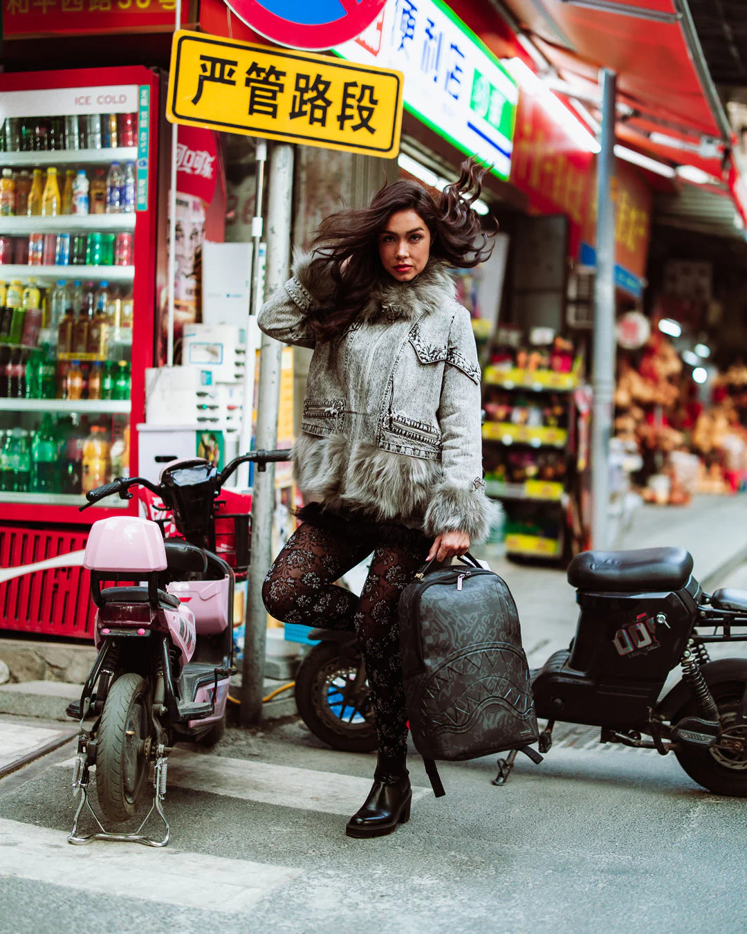 4AM DLX BACKPACK - Image 9