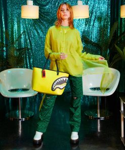 Alternative view of ADRENALINE RUSH TOTE