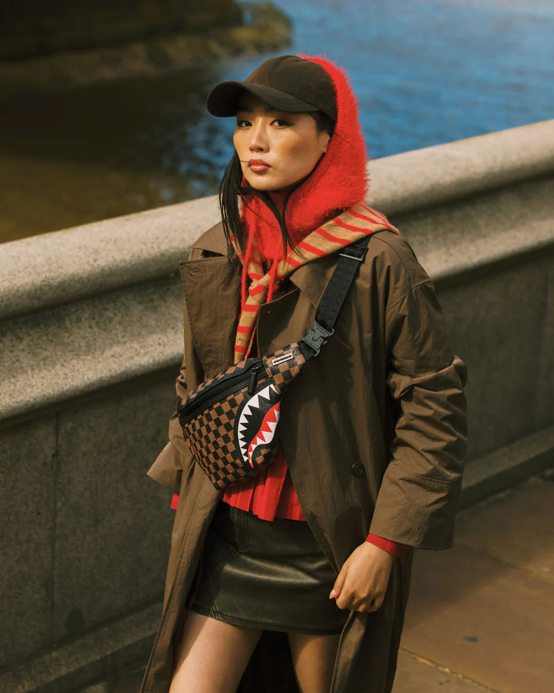 THE PRIVATE JET SHARK CLUB SAVVY CROSSBODY - Image 3