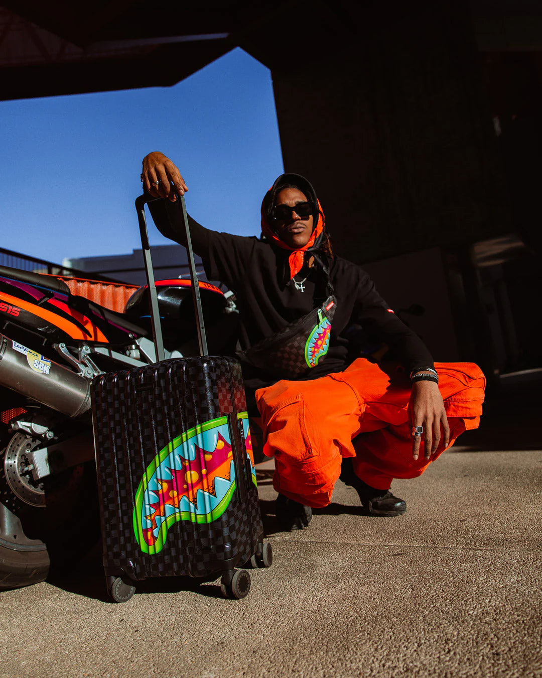 SLIME TAKEOVER HARD SHELL CARRY-ON LUGGAGE - Image 14