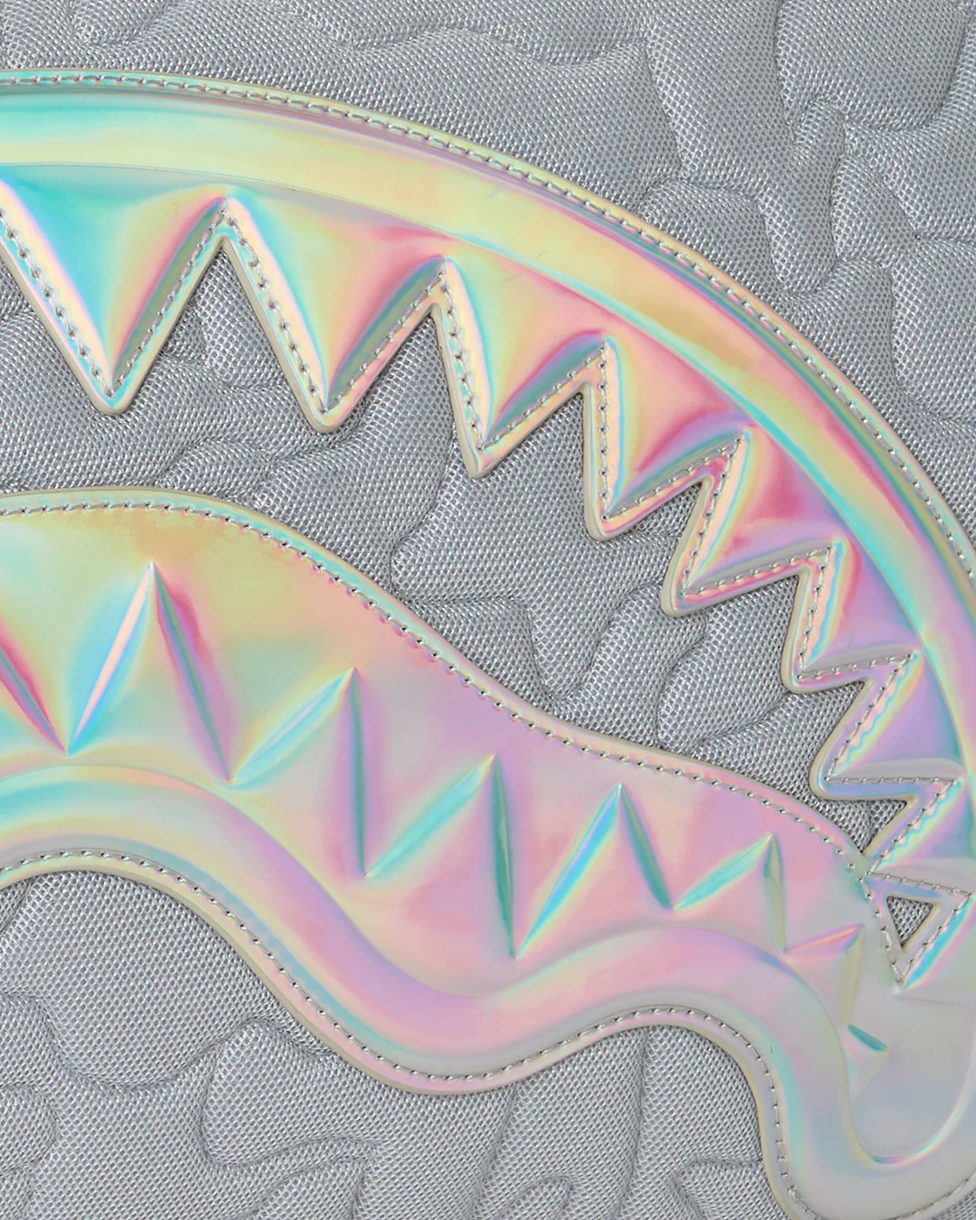 MIRASHAKU IRIDESCENT QUILT DUFFLE - Image 2