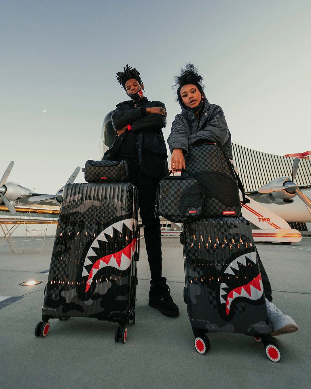 3AM SHARKNAUTICS 22” CARRY-ON LUGGAGE - Image 13