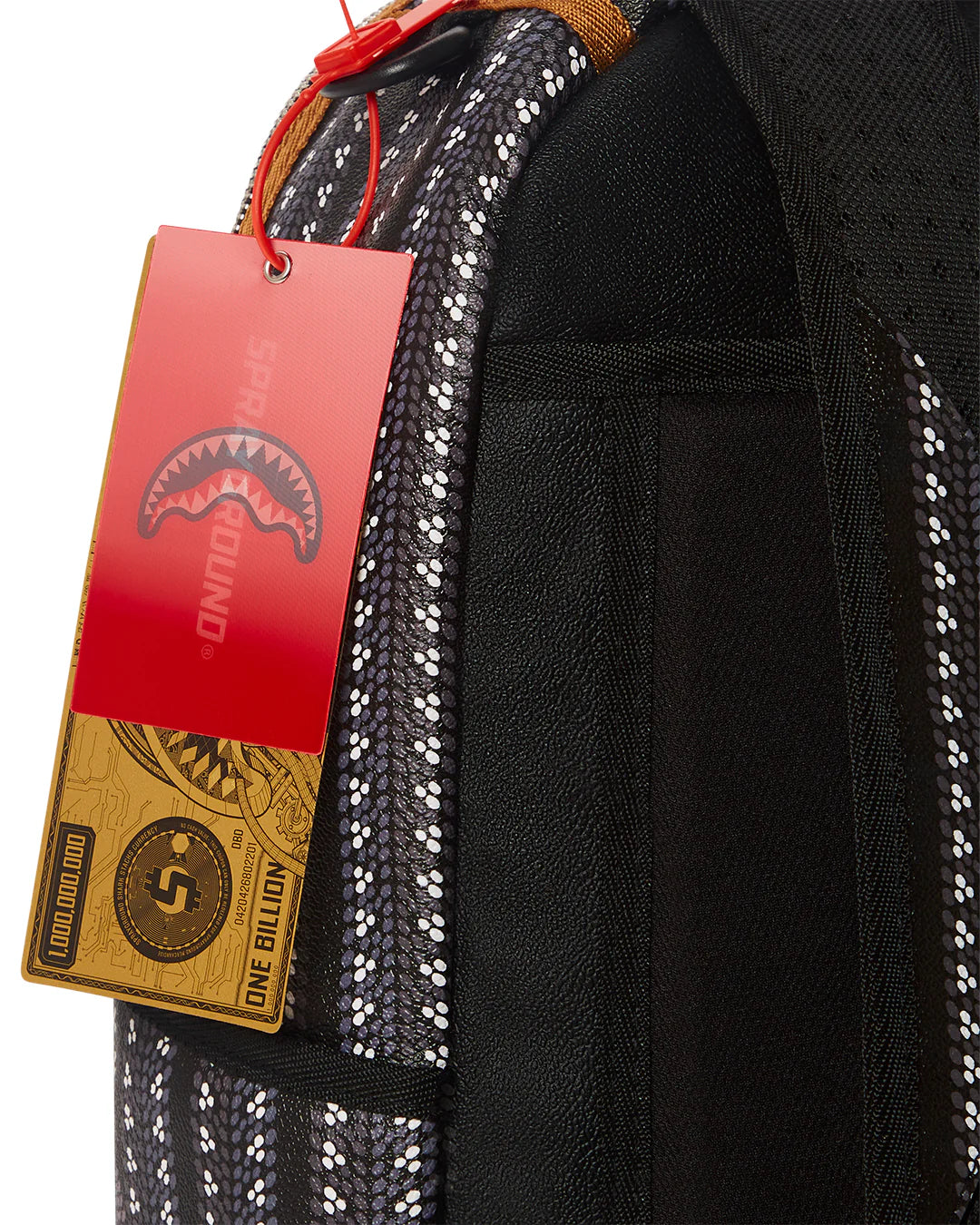 ILLUCHAINS BACKPACK (DLXV) - Image 14