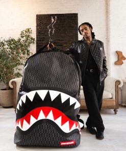 SPRAYGATTI REVV BIGGEST BACKPACK IN THE WORLD