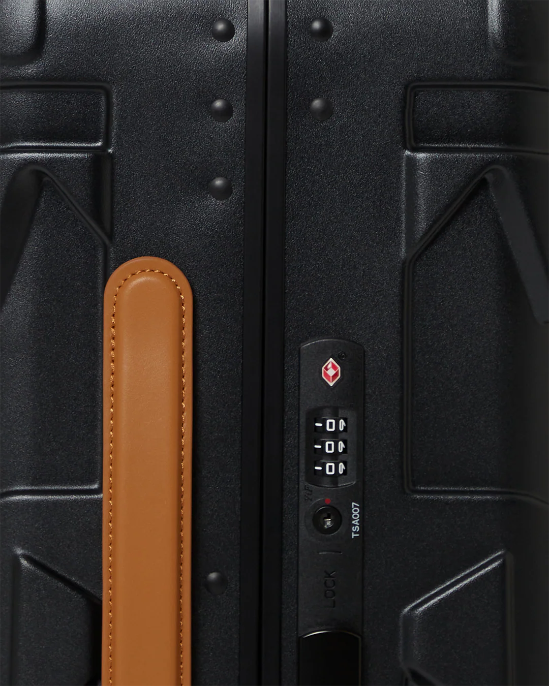 HENNY JETSTREAM SHARKITECTURE CARRY-ON LUGGAGE - Image 11