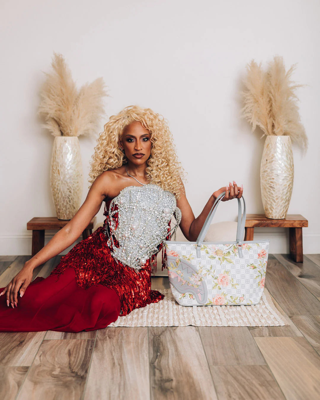 A.I. AFRICAN INTELLIGENCE ELEGANT ENERGY TOTE - SANDFLOWER COLLAB - Image 2