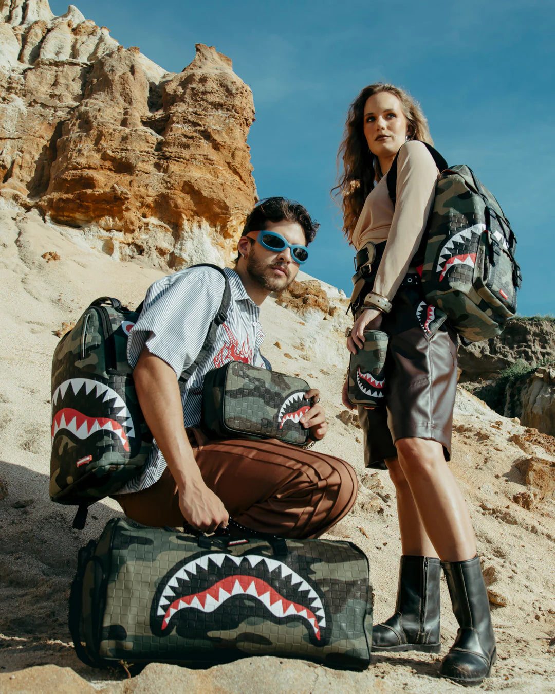 CAMORICH ROYALE CHAIN DUFFLE - Image 9