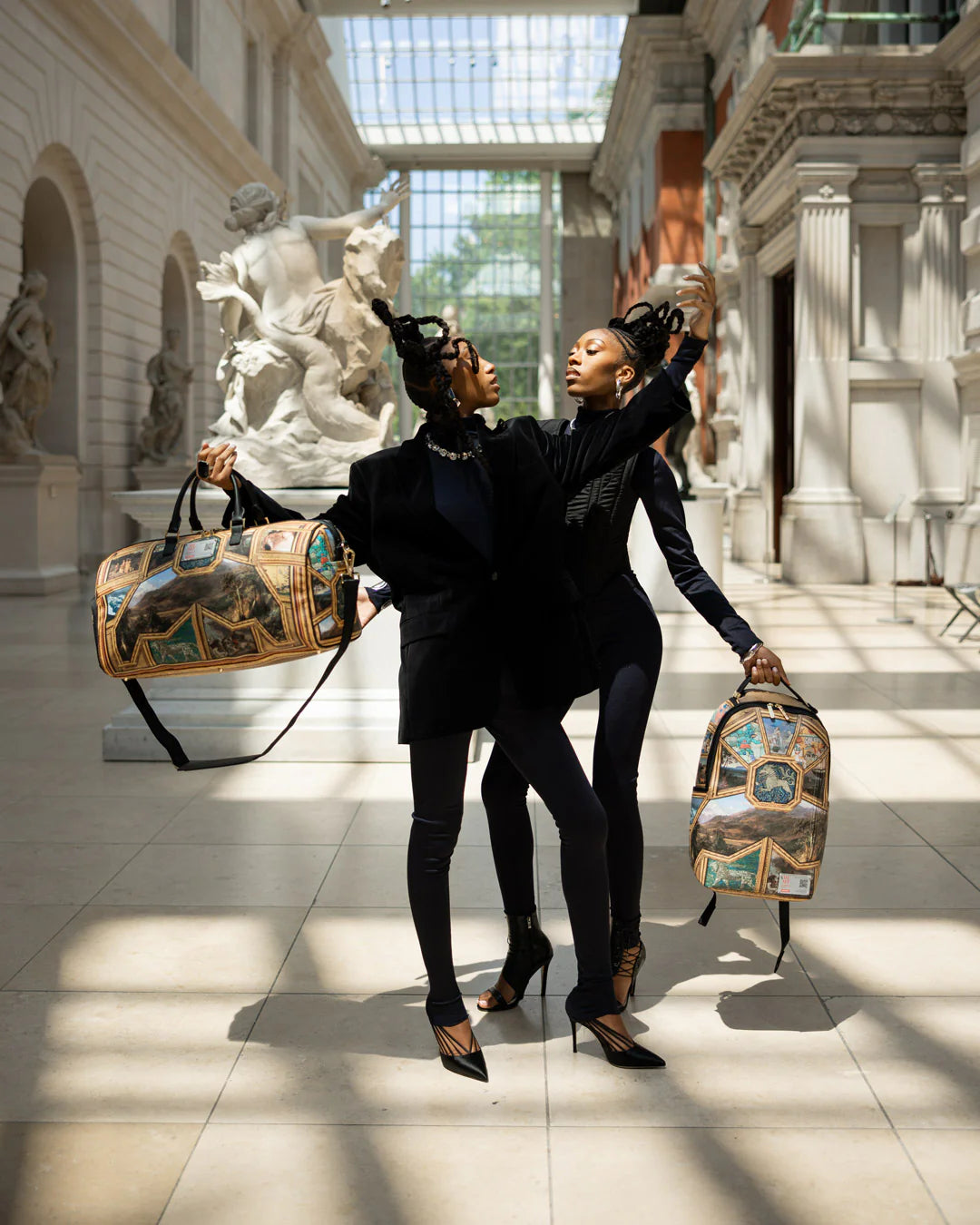 THE MET MASTERPIECES BACKPACK - Image 15