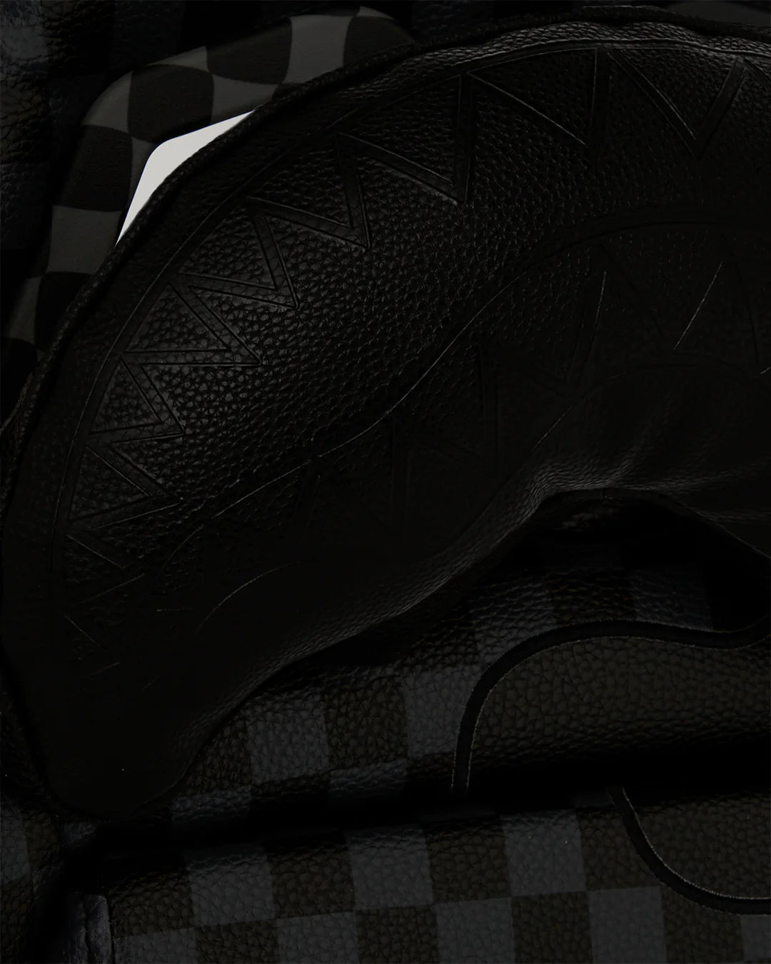 SPEED SHARK SIDE SWIPE GAMING CHAIR - Image 13