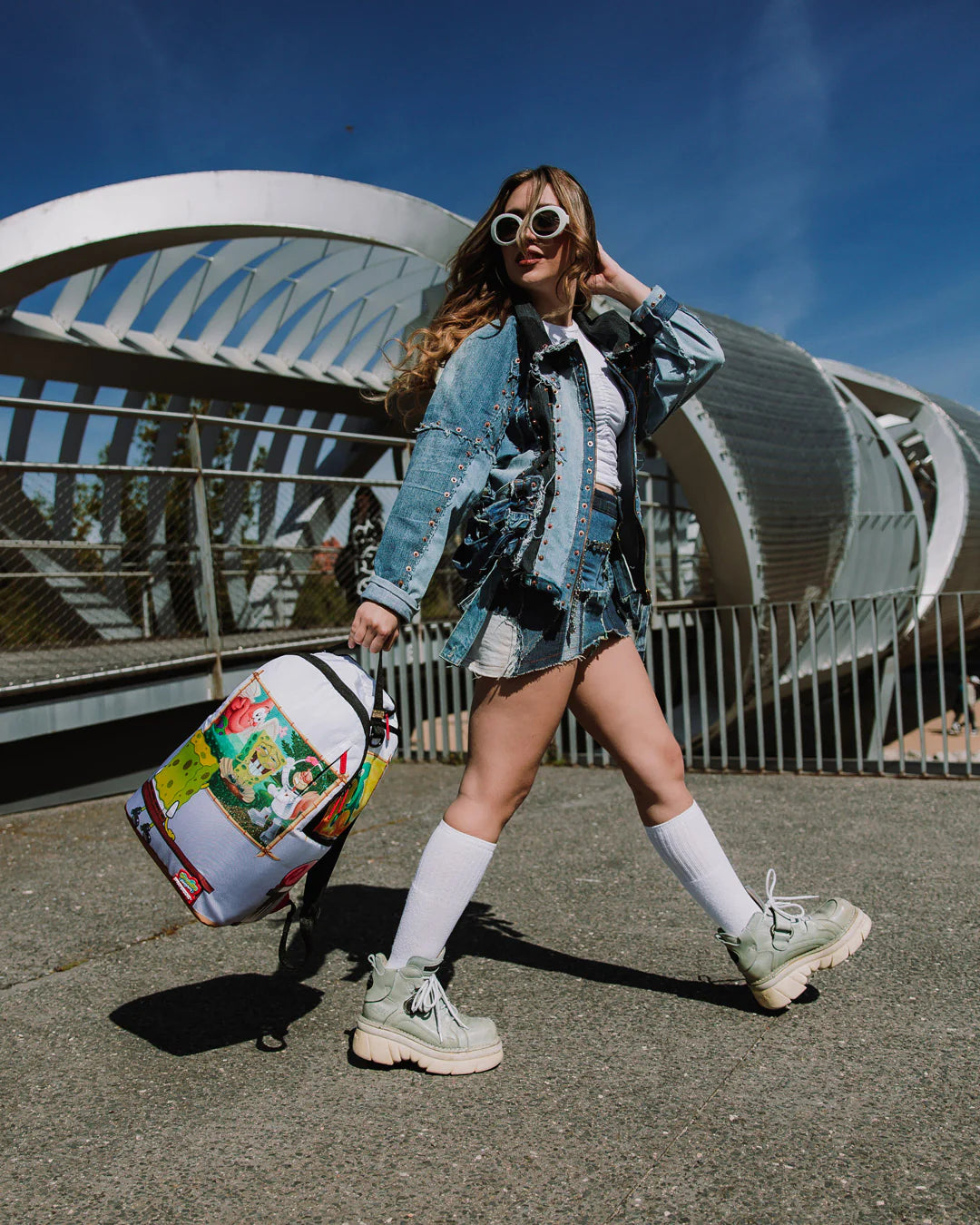 SPONGEBOB ART CRITIC BACKPACK - Image 8