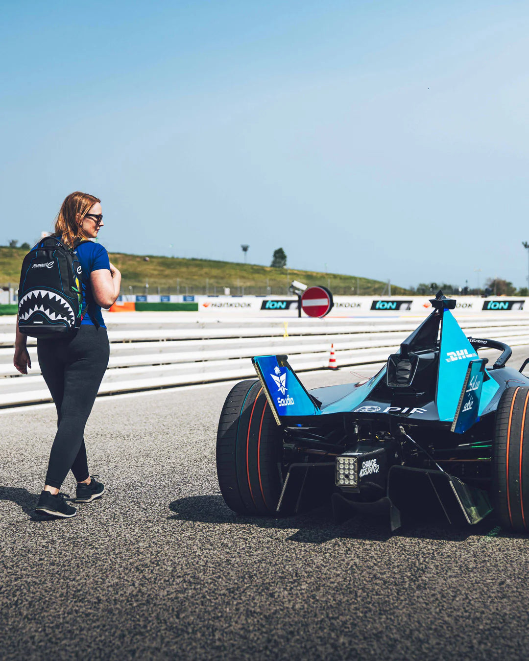 FORMULA-E GEN3 LED BACKPACK - Image 13