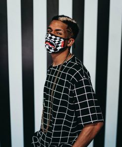 Alternative view of TRIPPY CHECK FACE MASK
