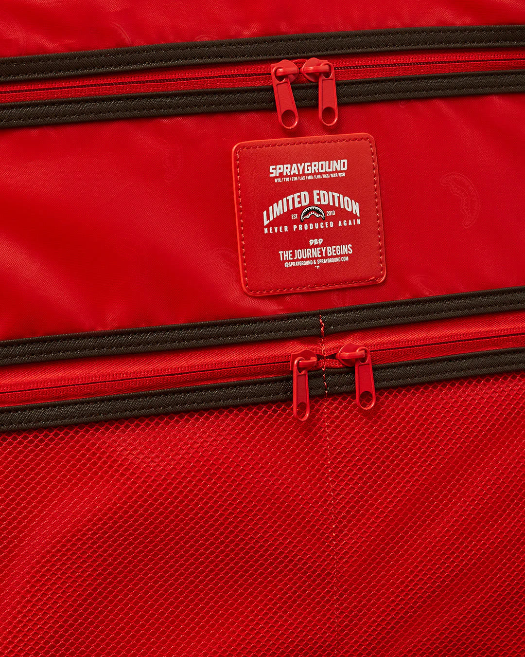 THE PARADOXX SHARK JETSETTER CARRY-ON LUGGAGE - Image 17