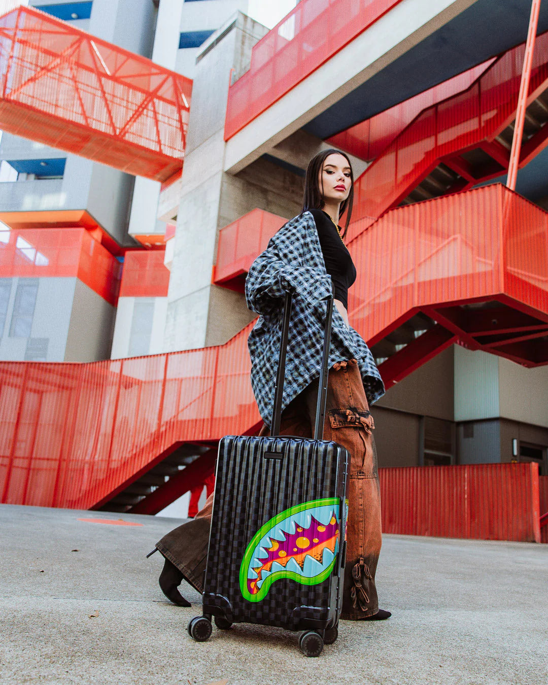 SLIME TAKEOVER HARD SHELL CARRY-ON LUGGAGE - Image 3