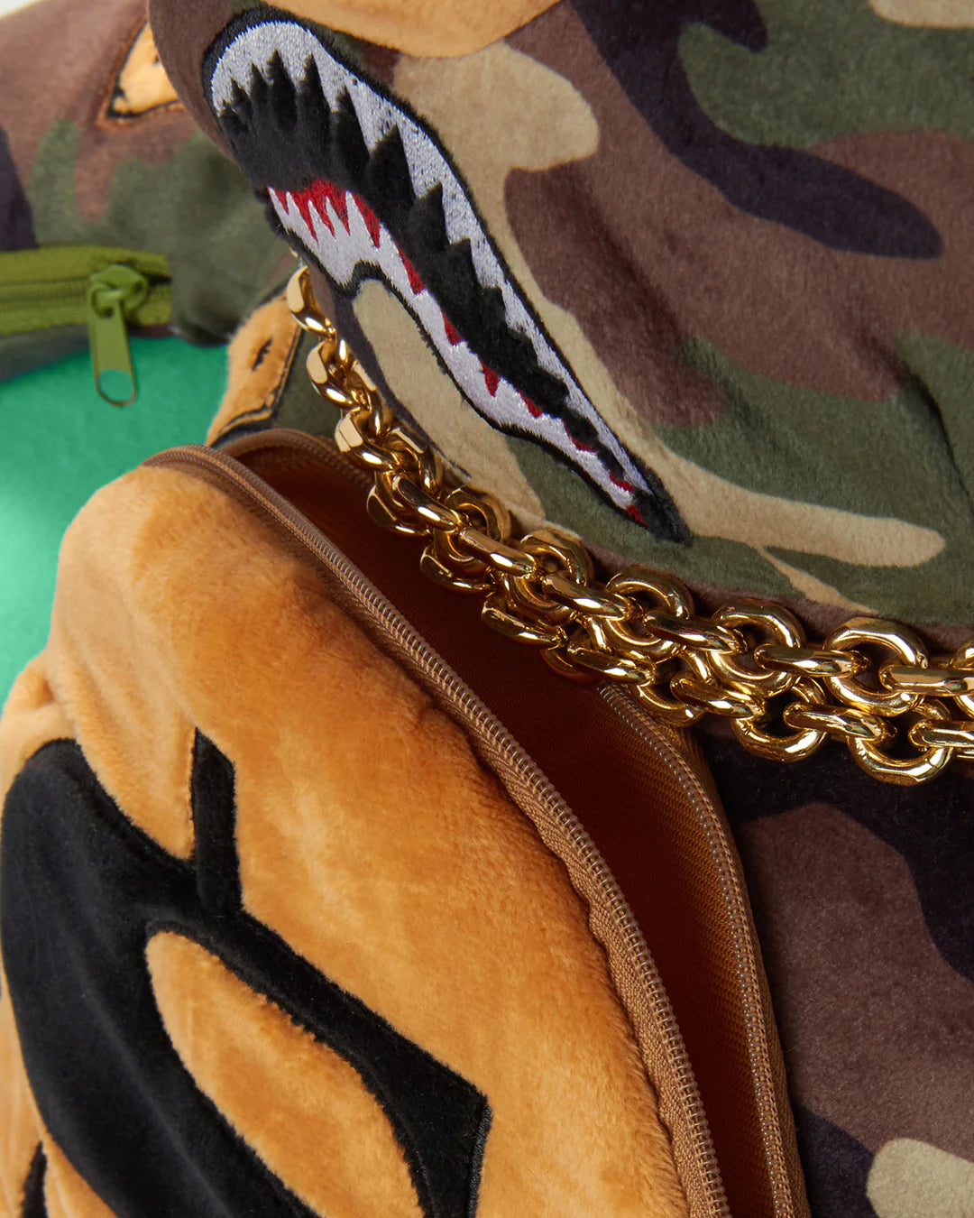 MONEYBEAR TEDDY BEAR BACKPACK - Image 7