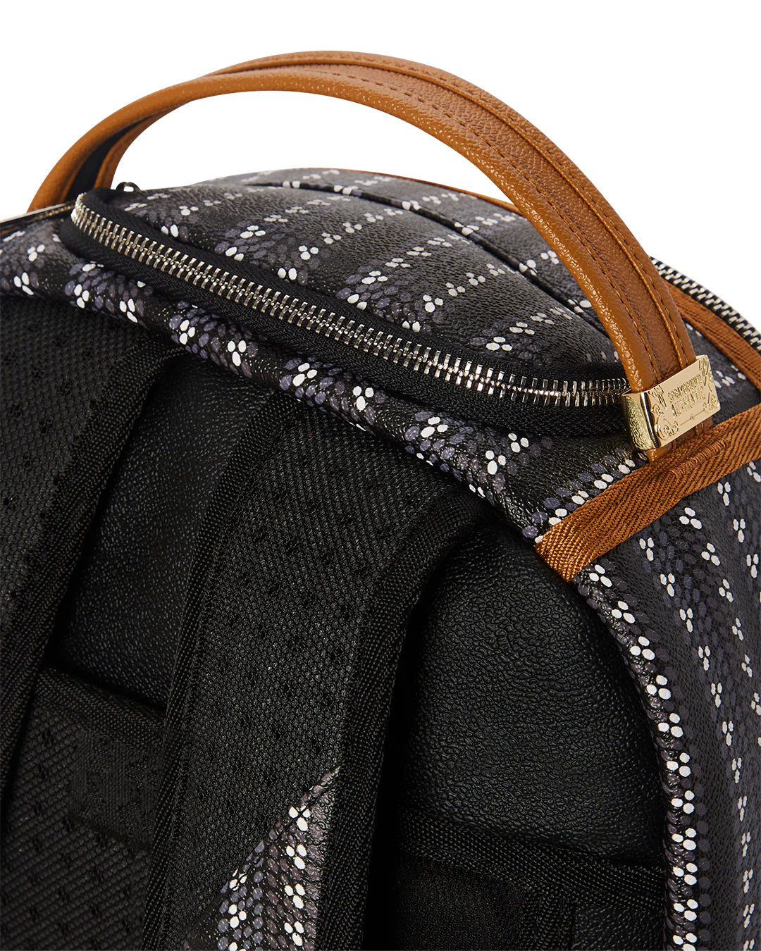 ILLUCHAINS BACKPACK (DLXV) - Image 12