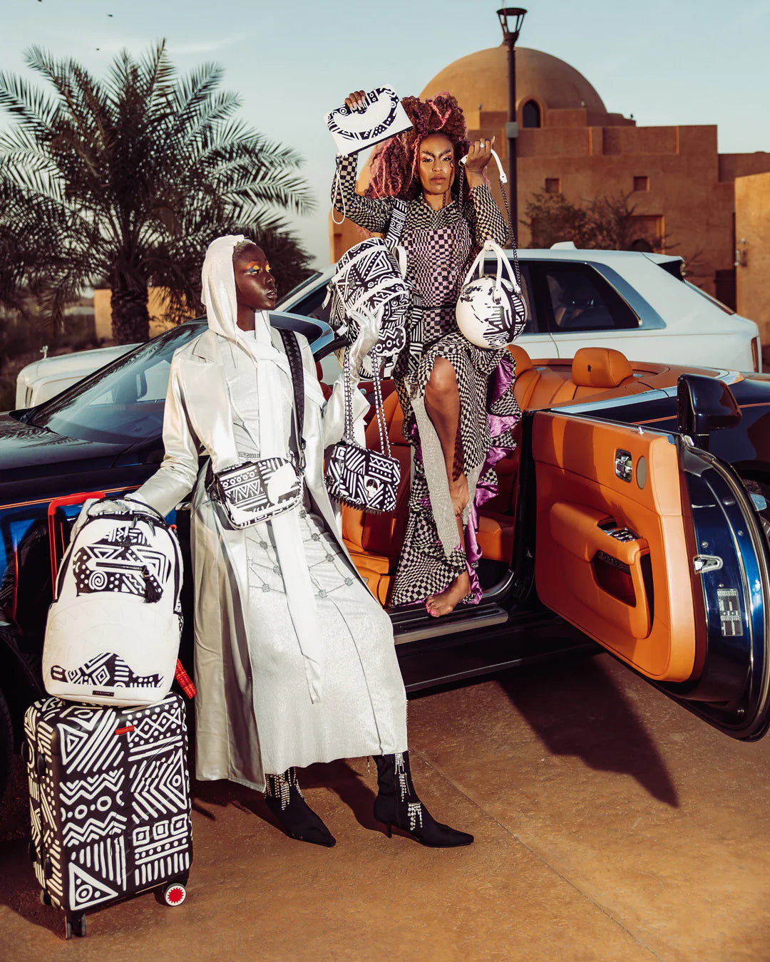 A.I.8 AFRICAN INTELLIGENCE - ORIGIN STORY GLOBE BAG - Image 12